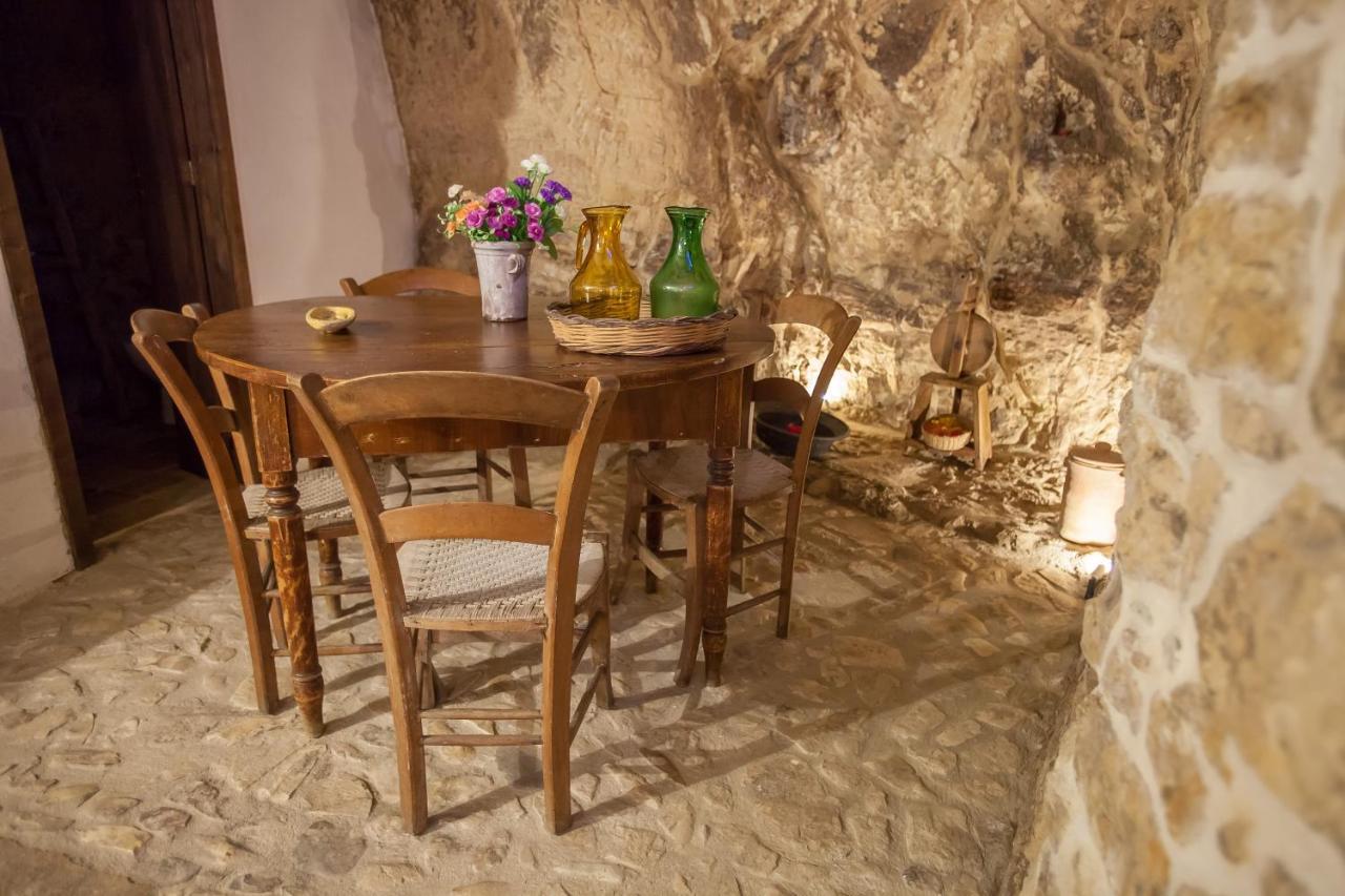 Case-Grotte Degli Avi, Esperienza Abitativa In Grotta Modica Exteriér fotografie