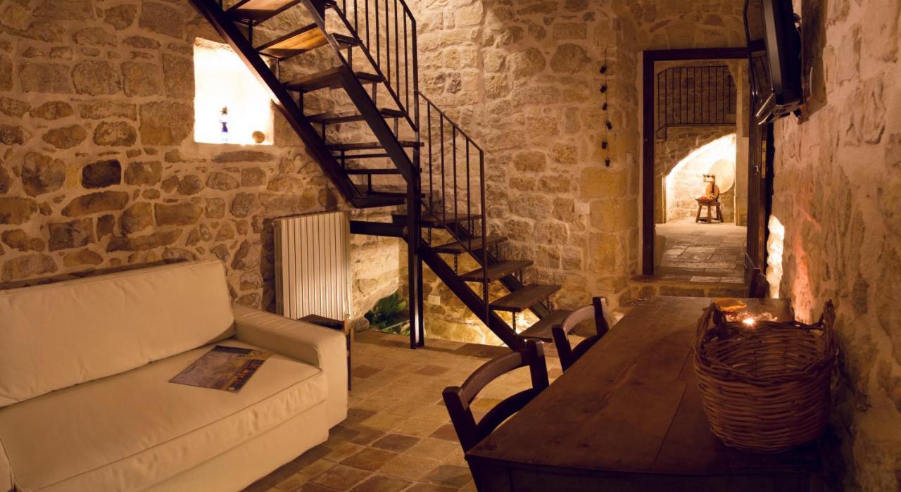 Case-Grotte Degli Avi, Esperienza Abitativa In Grotta Modica Exteriér fotografie