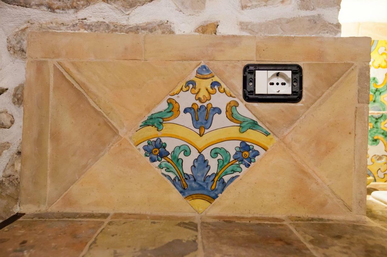 Case-Grotte Degli Avi, Esperienza Abitativa In Grotta Modica Exteriér fotografie