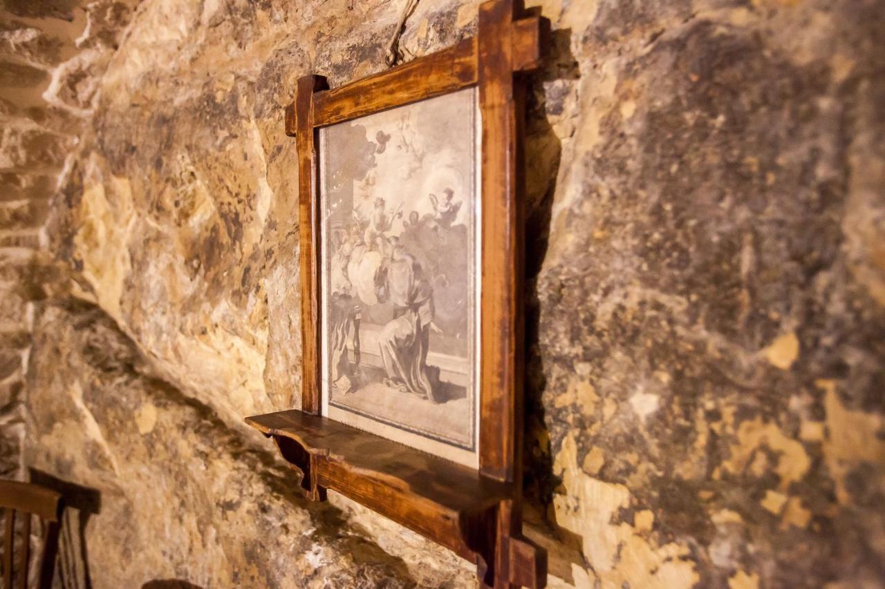Case-Grotte Degli Avi, Esperienza Abitativa In Grotta Modica Exteriér fotografie
